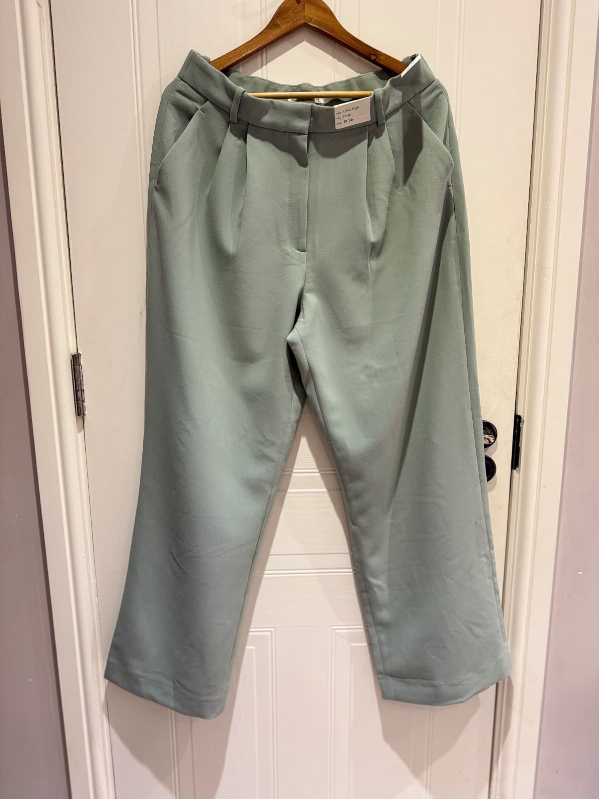 Abercrombie & Fitch Sloane Tailored Wide Leg Pant