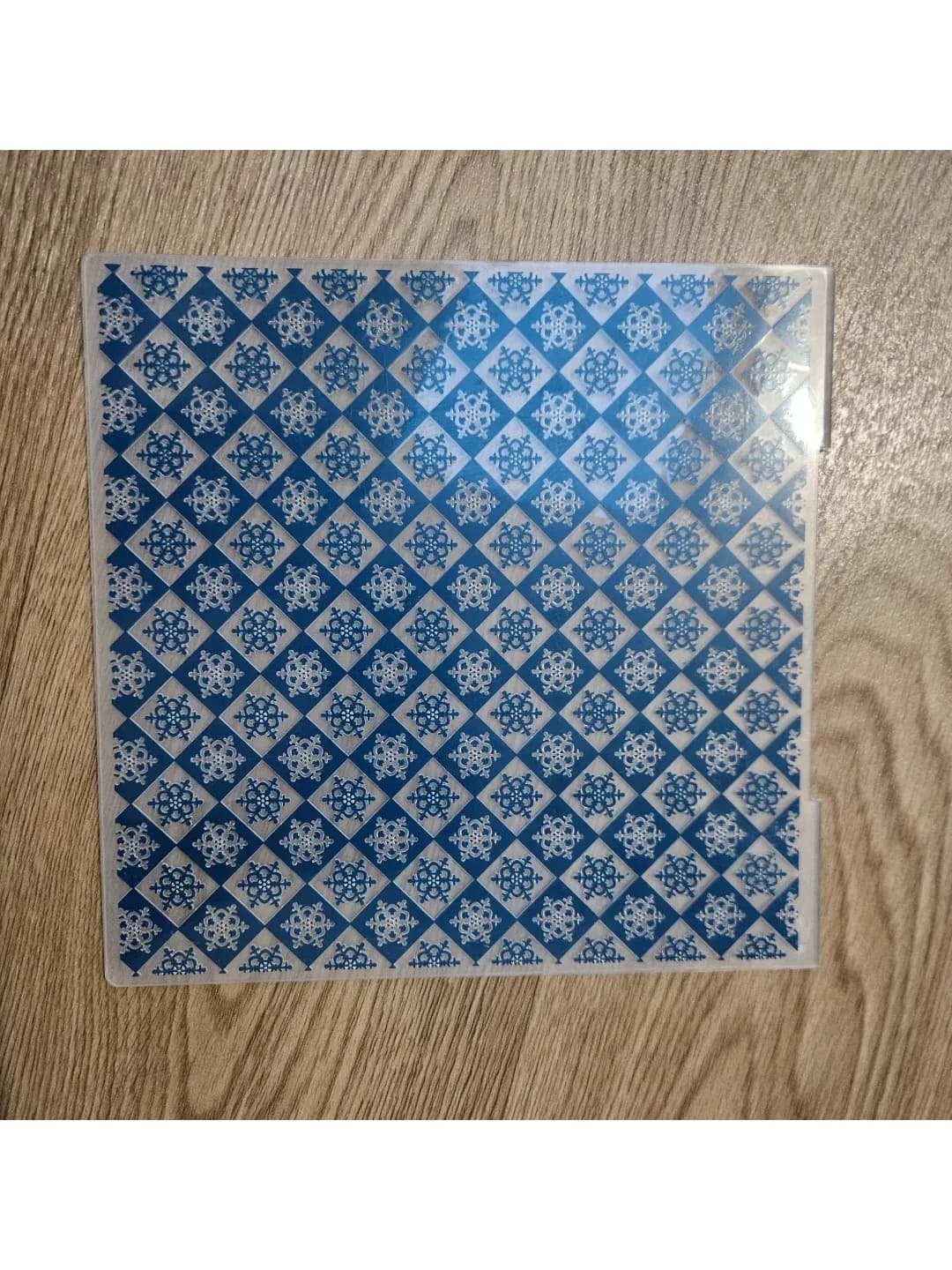 Large Snowflake Argyle Lattice Pattern Plastic Embossing Folder Crafting