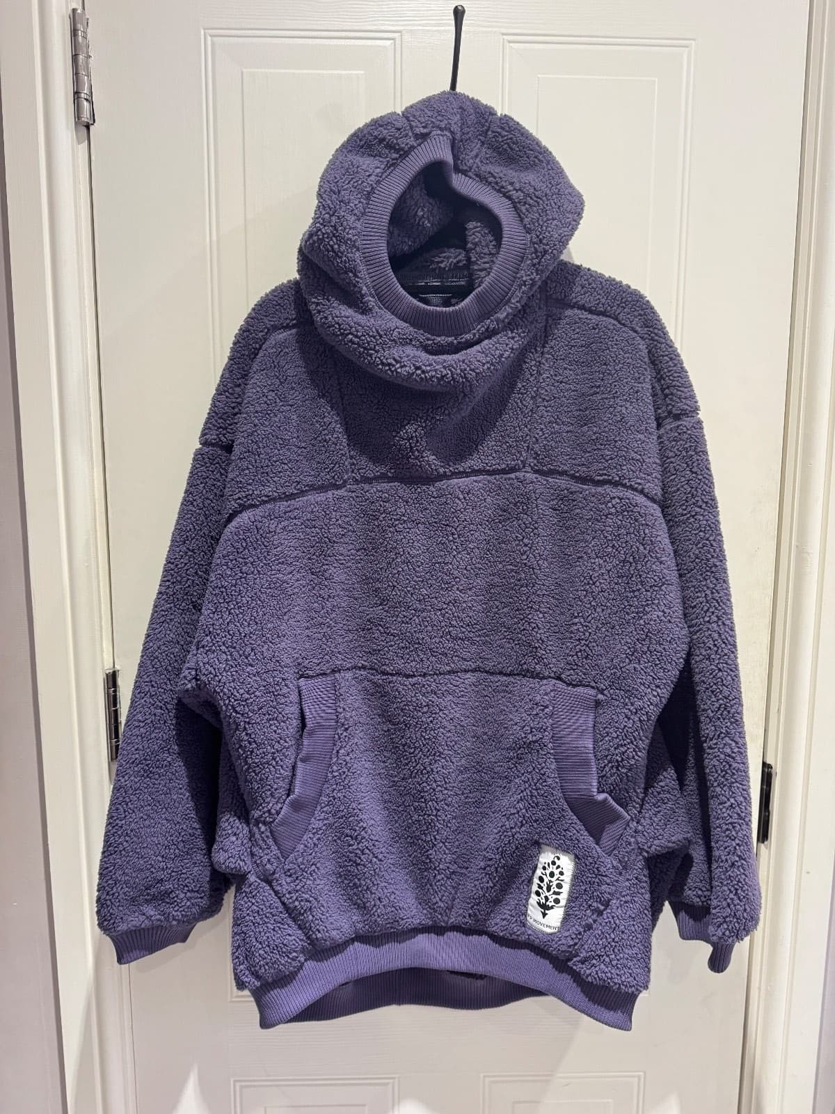 Free People Movement Scout It Out Fleece Pullover.Runs large. Unisex